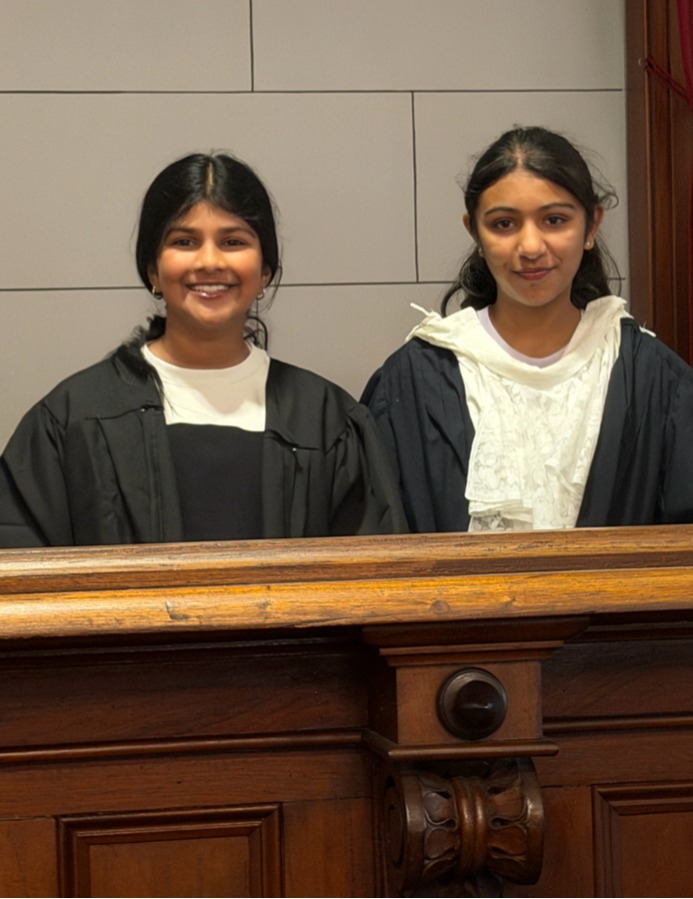 /uploaded_files/media/gallery/1781171404Lawyers in Court House.JPG